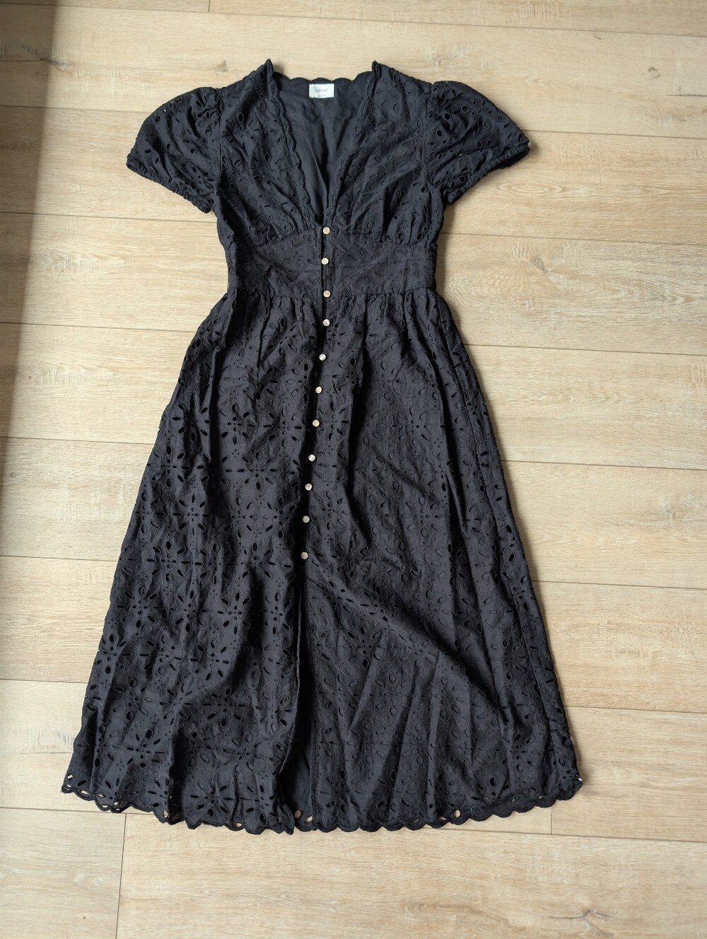 Wilfred Black Eyelet Midi Dress - Picture 3 of 5